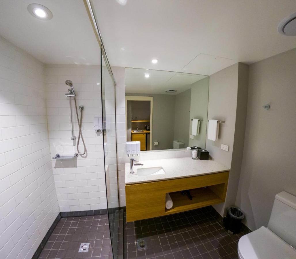 Interconnecting - King Rooms