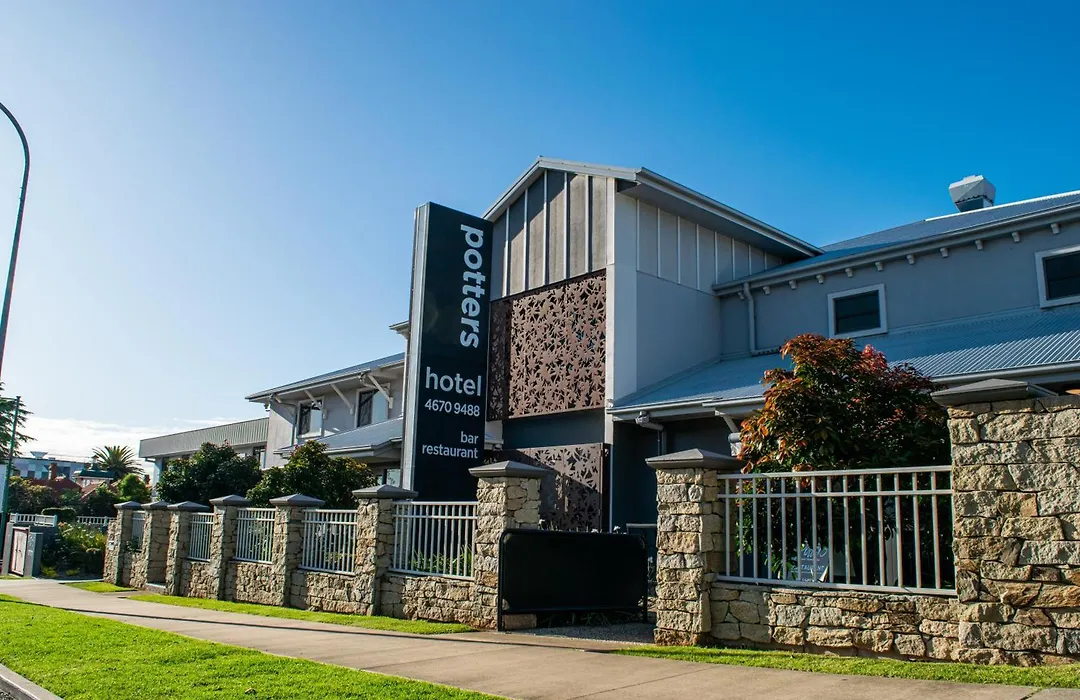 Potters Toowoomba Hotel-1